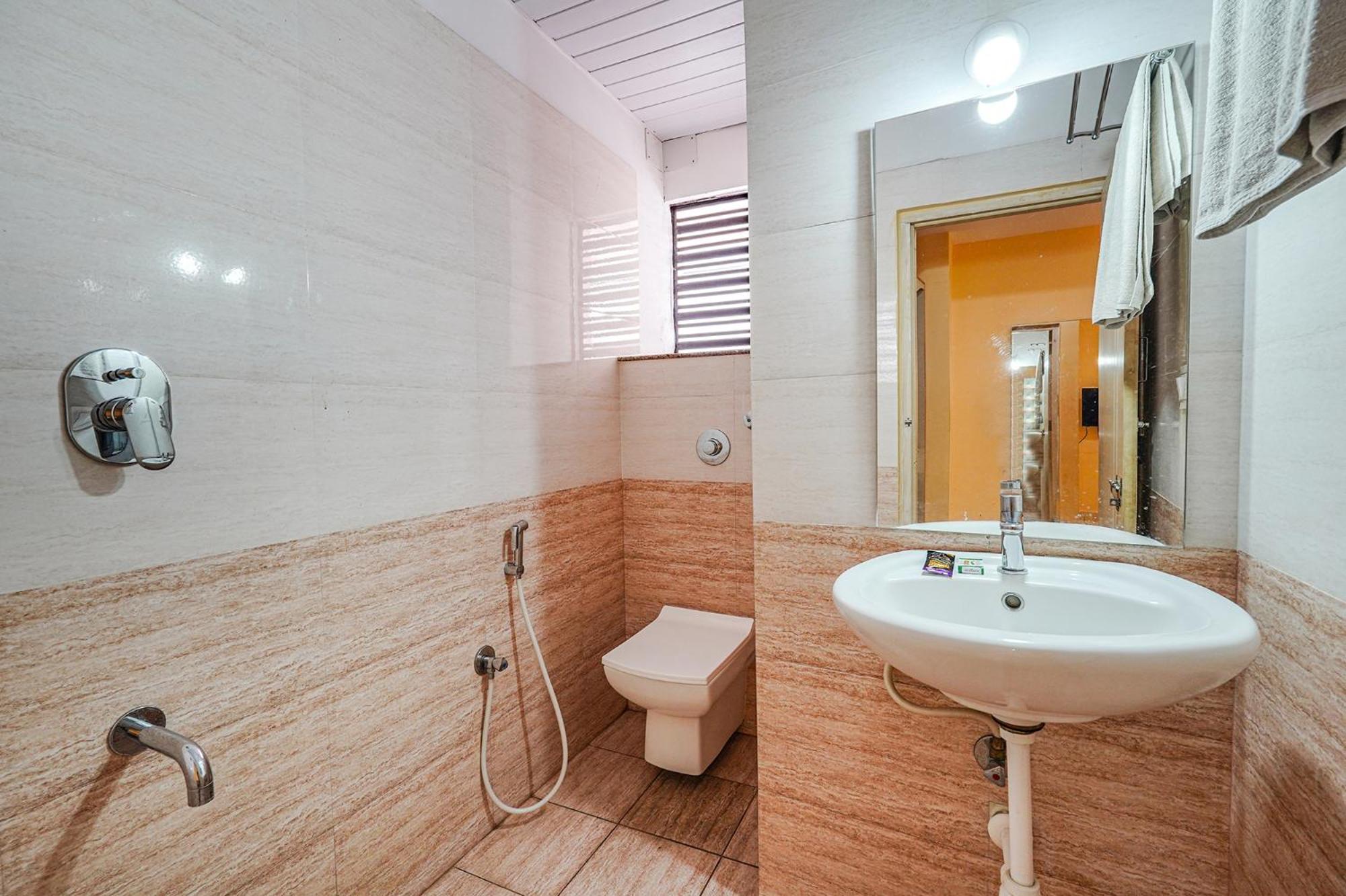 Fabhotel Bns Comforts Bangalore Exterior photo